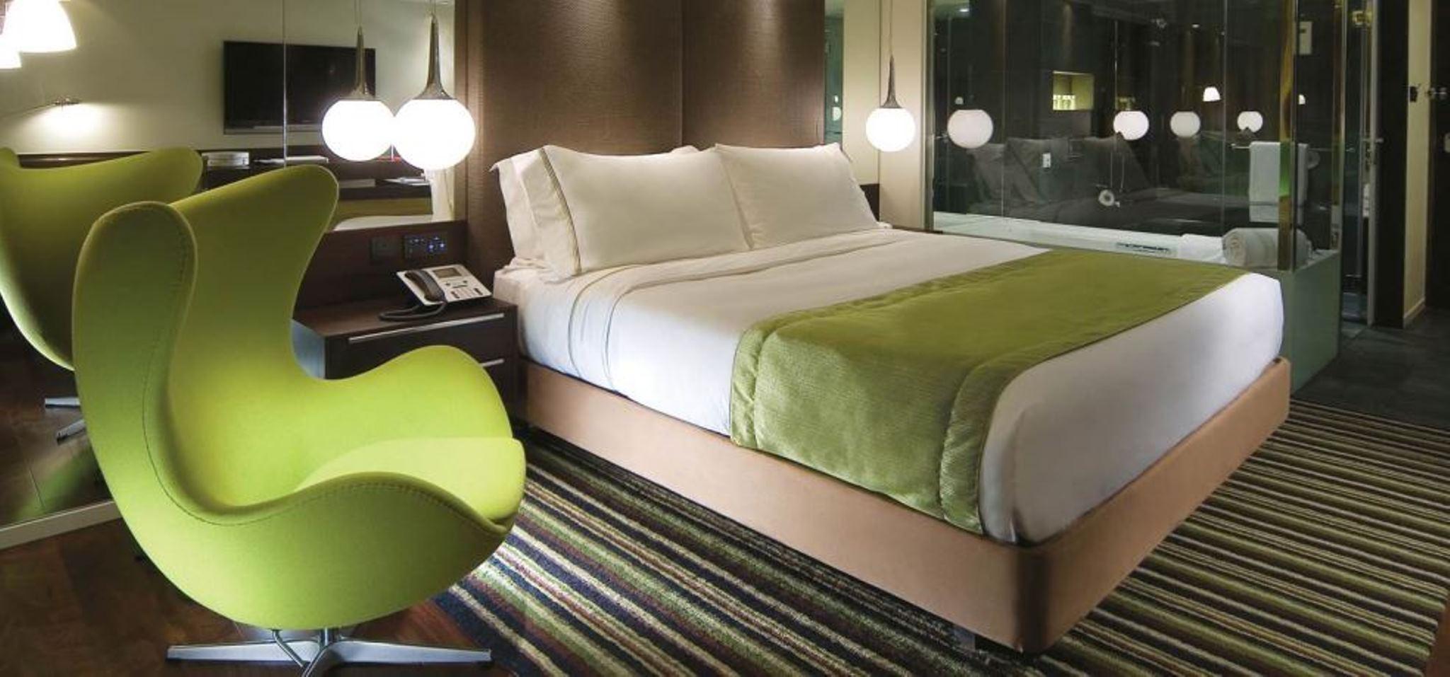 The Mira Hong Kong Hotell Exteriör bild A room at the hotel