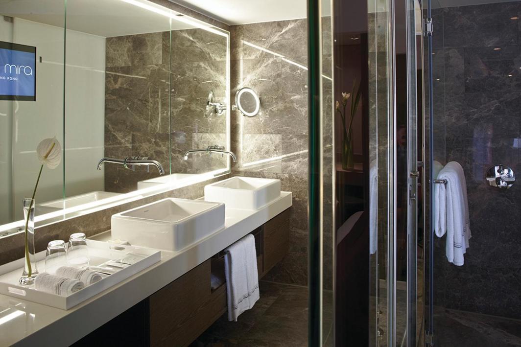 The Mira Hong Kong Hotell Exteriör bild Bathroom