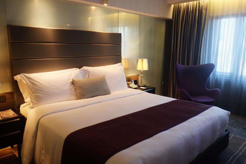 The Mira Hong Kong Hotell Exteriör bild Deluxe room