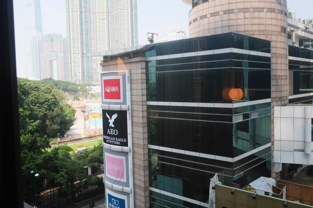 The Mira Hong Kong Hotell Exteriör bild The headquarters of A.P.O.